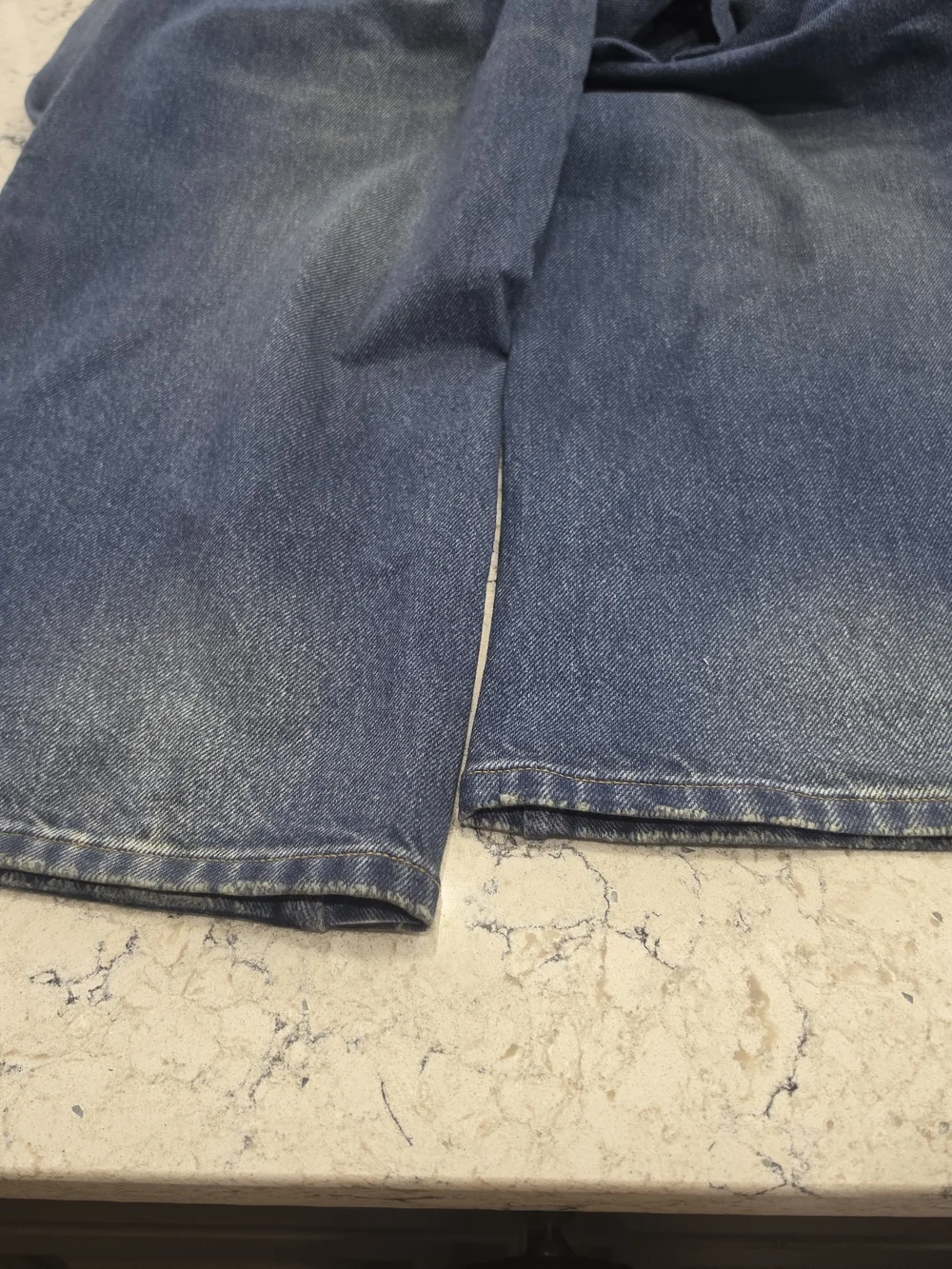 HALARA Women's Relaxed Blue Distressed Jeans/sweats Material - Picture 5 of 7